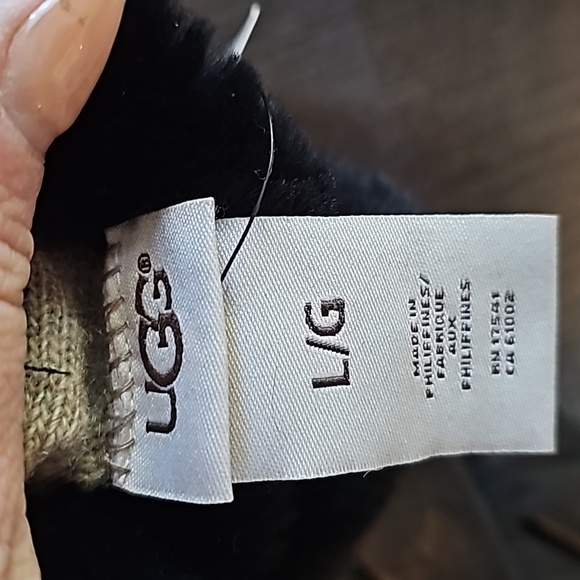 UGG Womens Shearling-Trim cuff Black leather Shorty Gloves Size Large - Picture 10 of 12